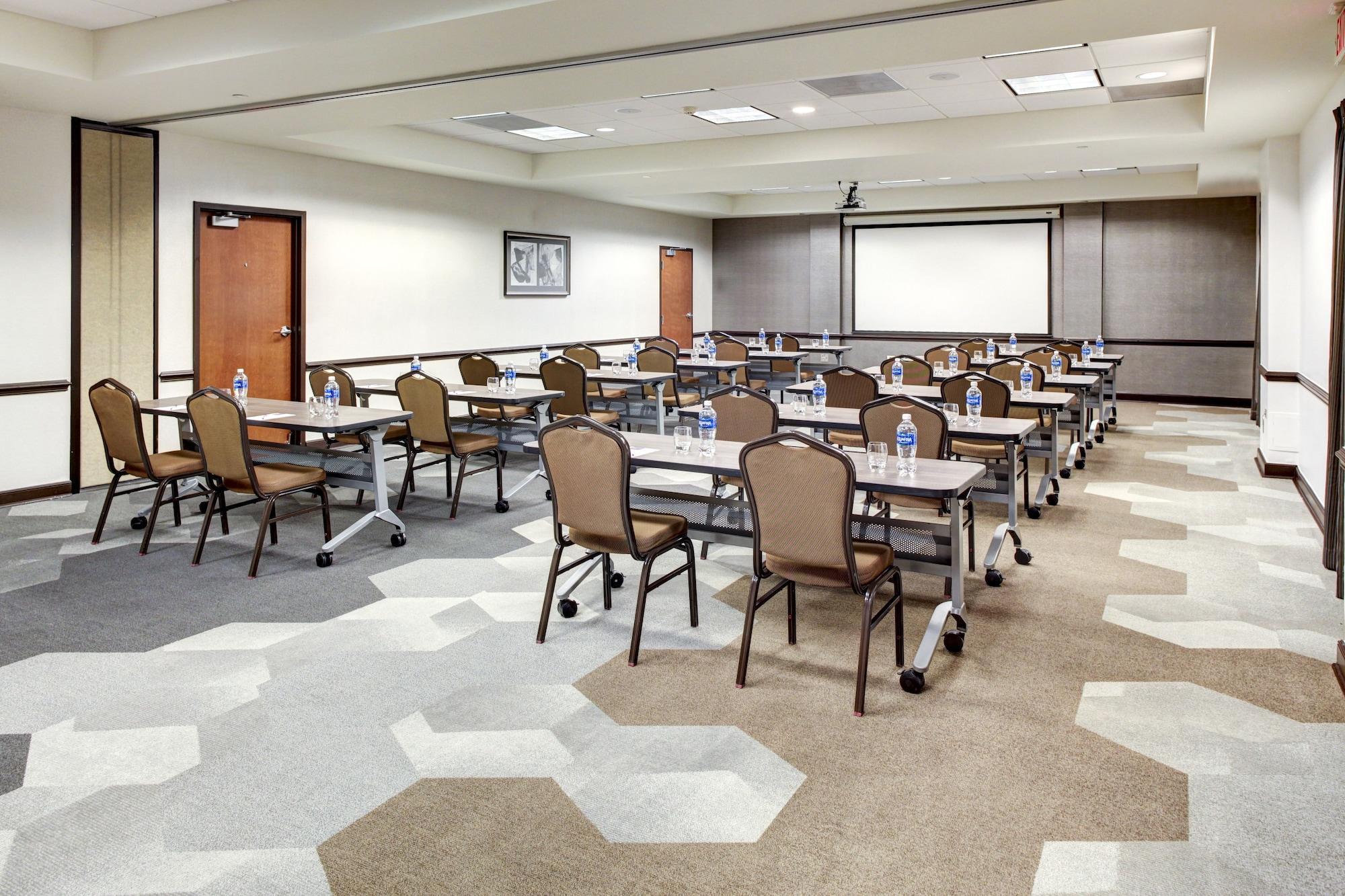 Hyatt Place Fort Worth-Alliance Town Center Bagian luar foto