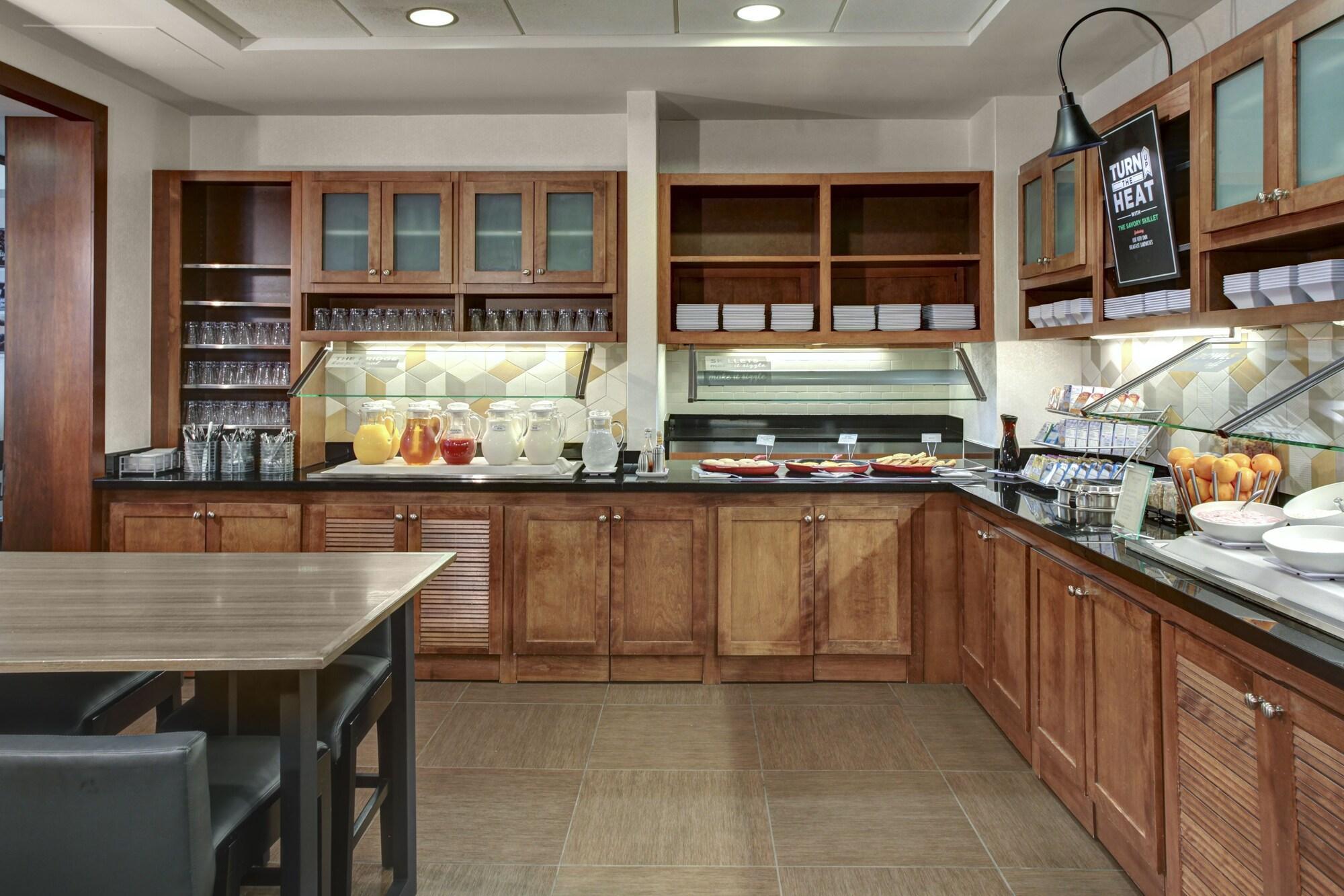 Hyatt Place Fort Worth-Alliance Town Center Bagian luar foto