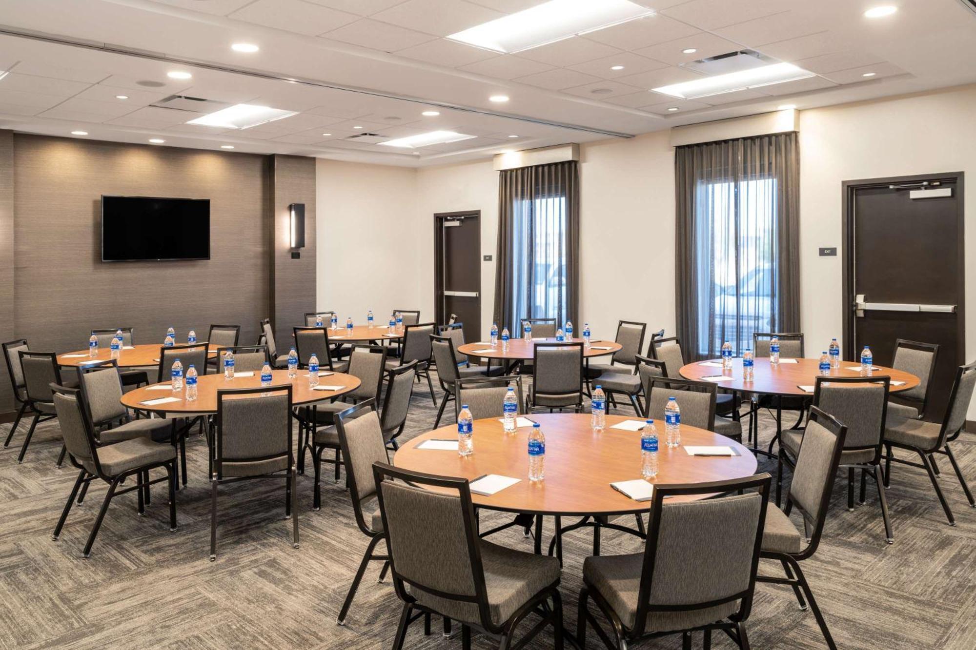 Hyatt Place Fort Worth-Alliance Town Center Bagian luar foto