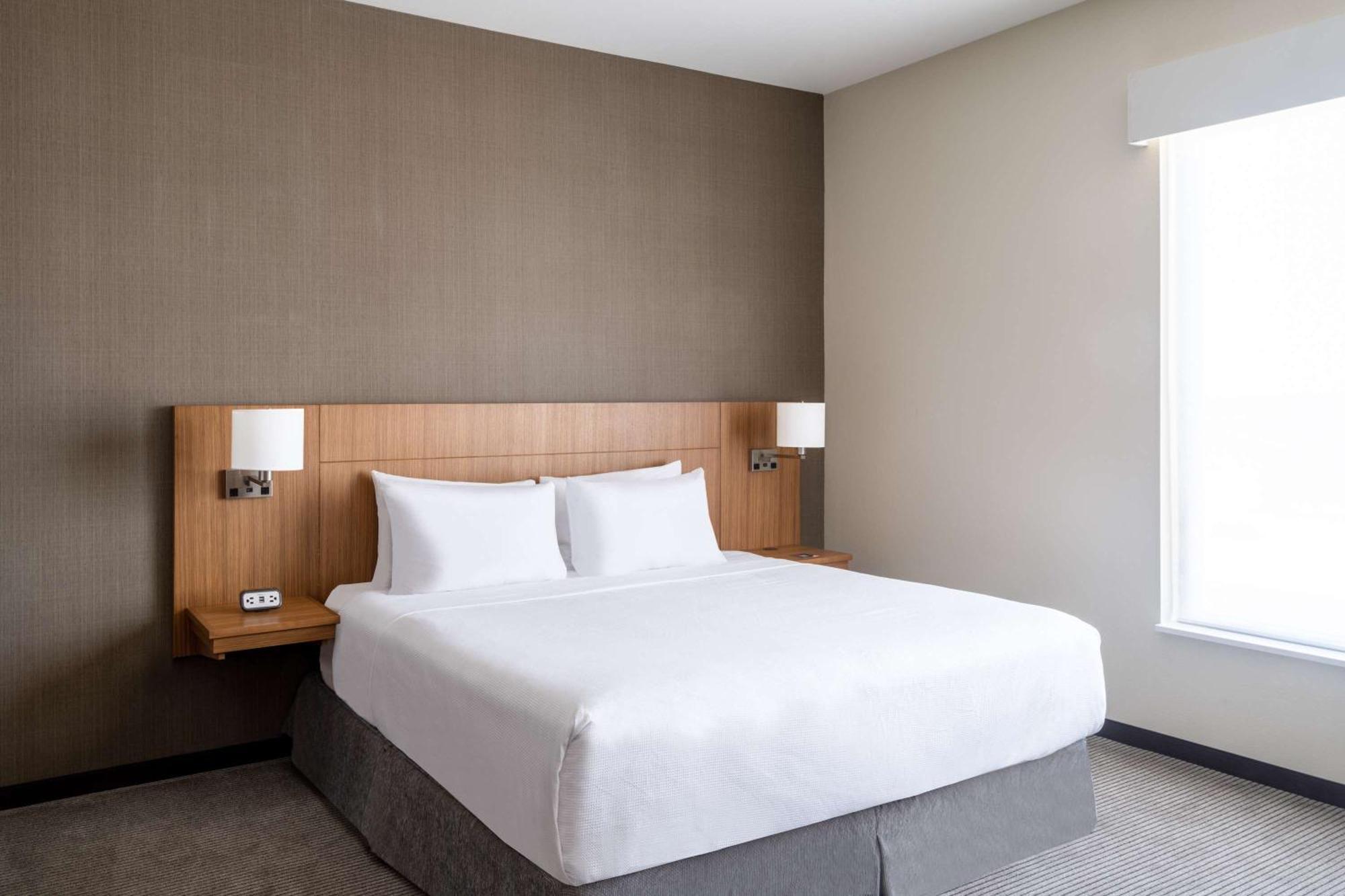 Hyatt Place Fort Worth-Alliance Town Center Bagian luar foto