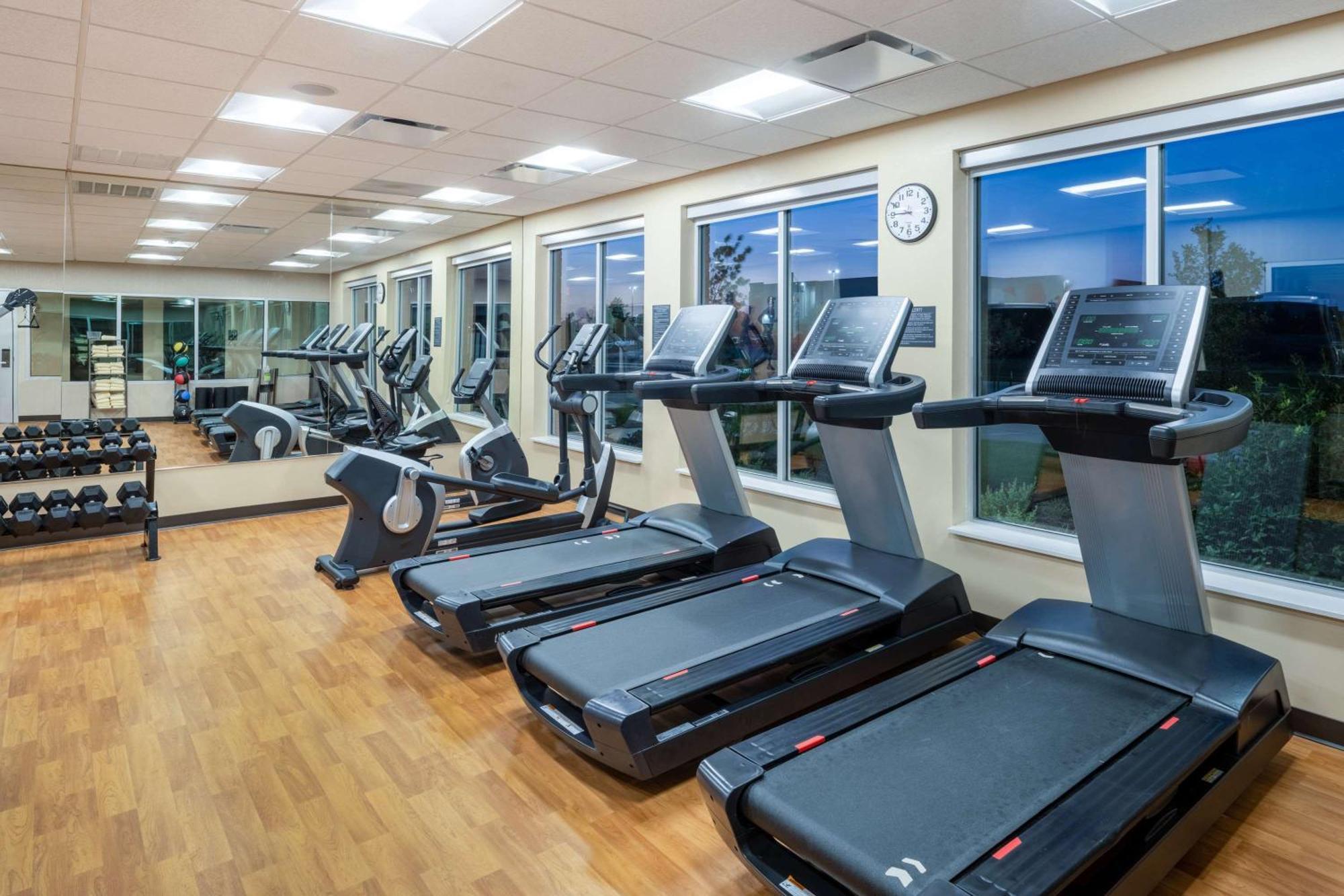 Hyatt Place Fort Worth-Alliance Town Center Bagian luar foto