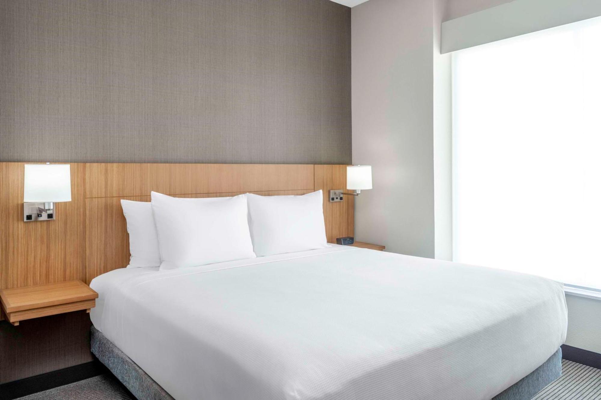Hyatt Place Fort Worth-Alliance Town Center Bagian luar foto