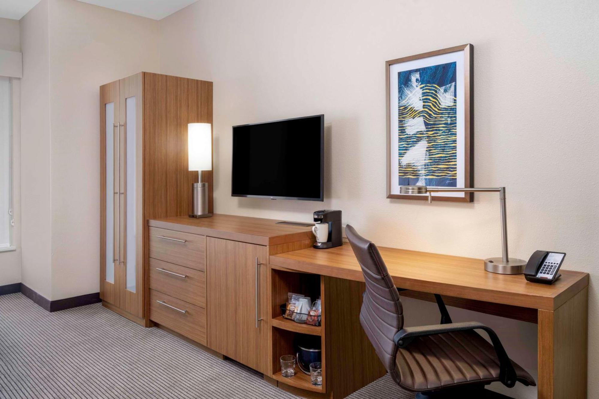Hyatt Place Fort Worth-Alliance Town Center Bagian luar foto